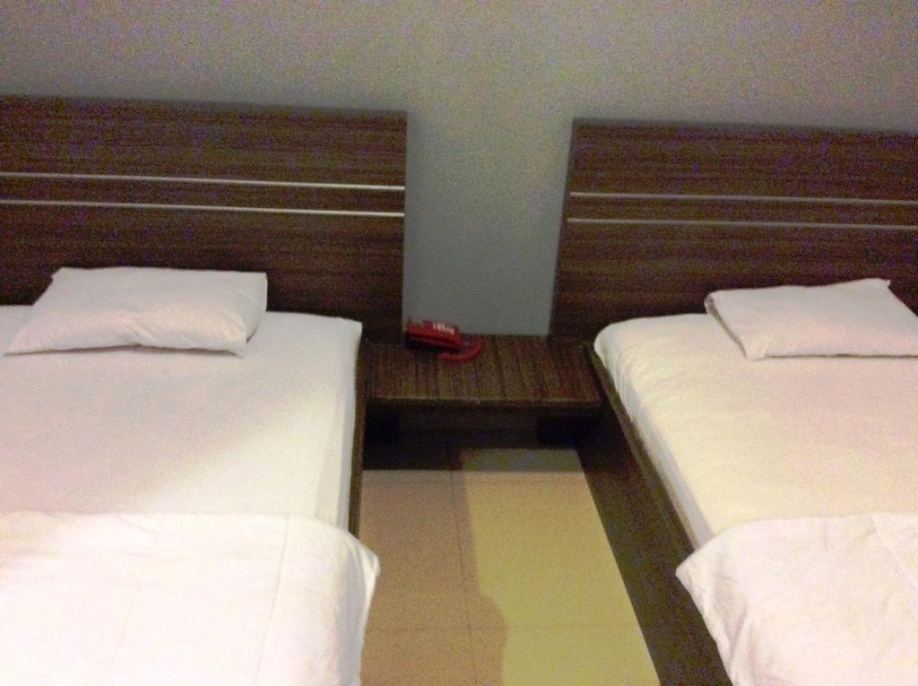 Hotel Diamond มากาซาร์ ห้อง รูปภาพ